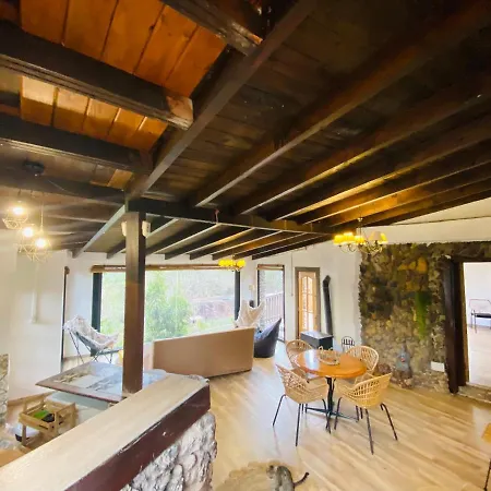 شاليه Eco-resort Maestra *