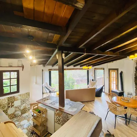 Chalet Eco-resort Maestra